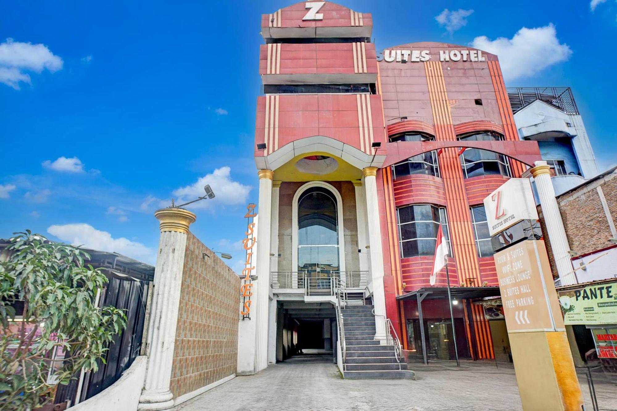 Collection O Center Near Manhattan Times Square Formerly Grand Z 3* Medan