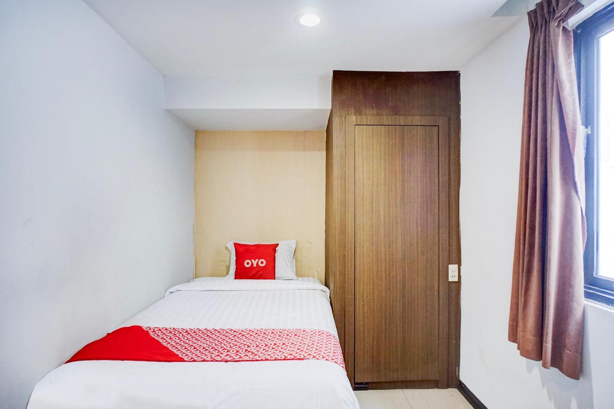 Hotel Collection O Center Near Manhattan Times Square Formerly Grand Z Medan