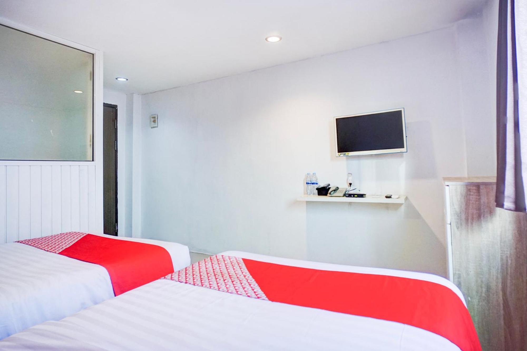Collection O Center Near Manhattan Times Square Formerly Grand Z Medan