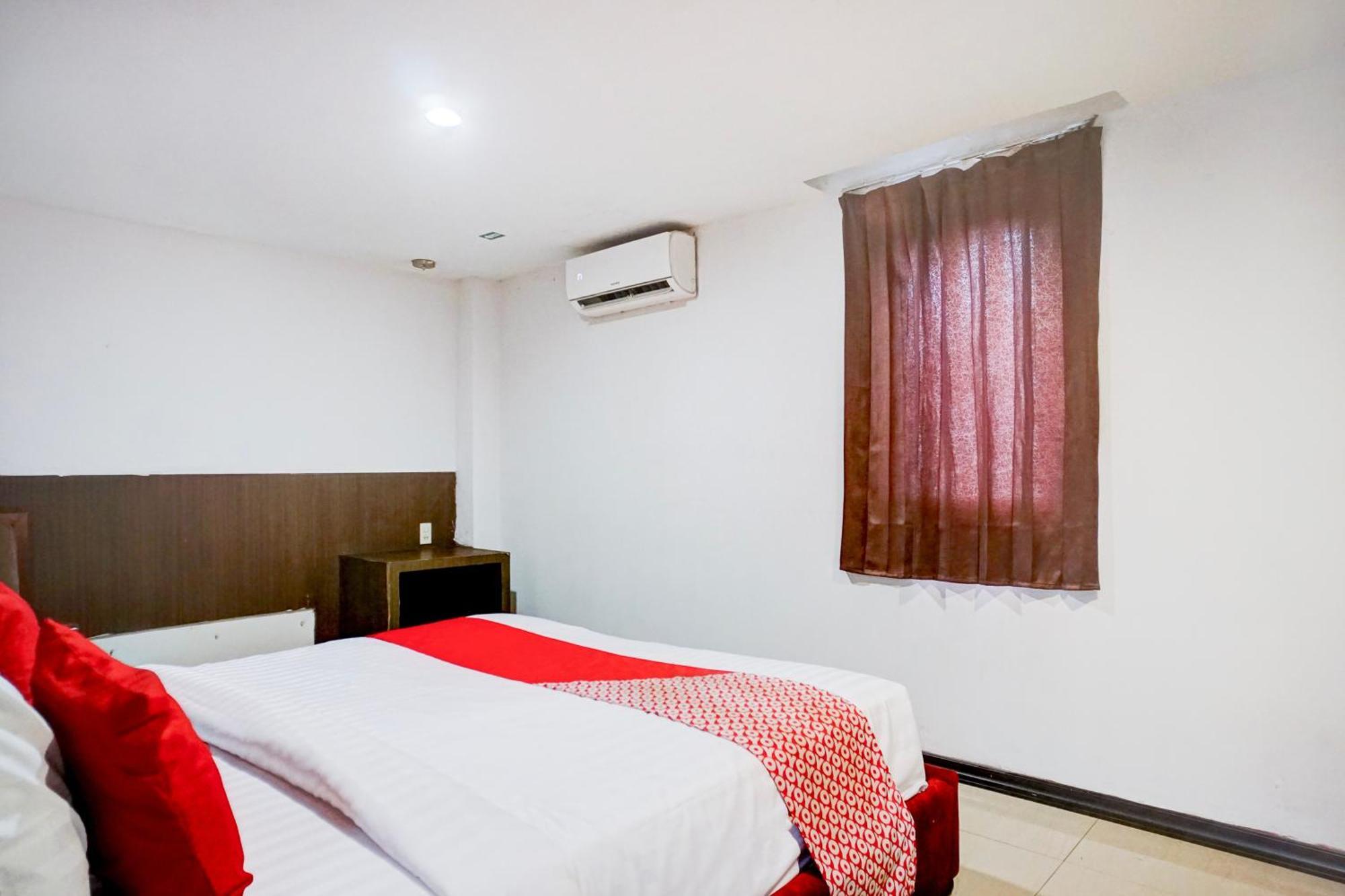 Collection O Center Near Manhattan Times Square Formerly Grand Z Hotel Medan